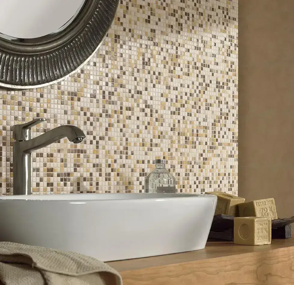 Интерьер Мастера керамики Glass & Stone