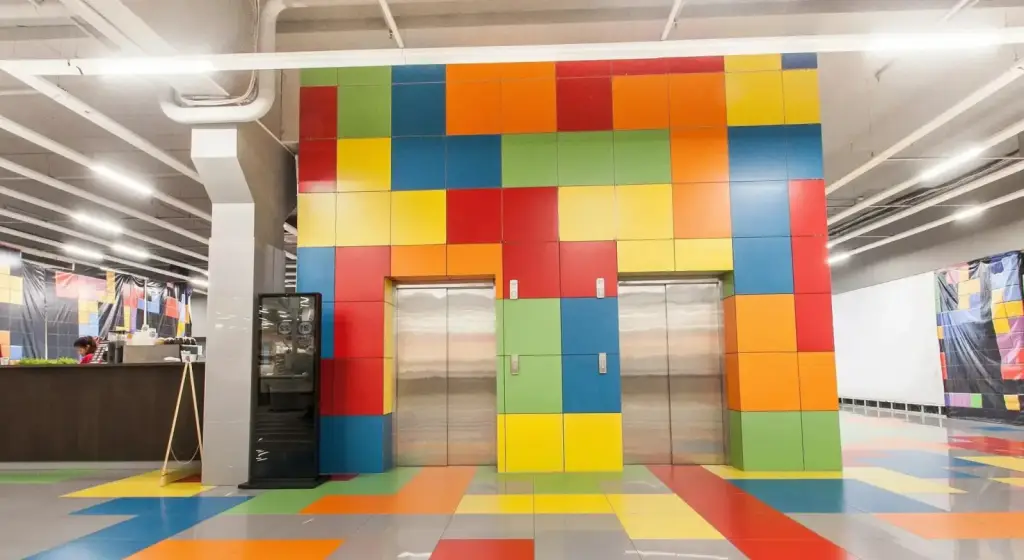 Интерьер Estima Rainbow