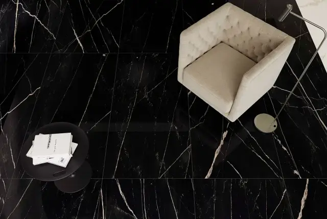 Интерьер с Empire Silver Root Matte