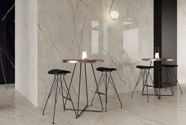 Интерьер с Empire Silver Root Matte