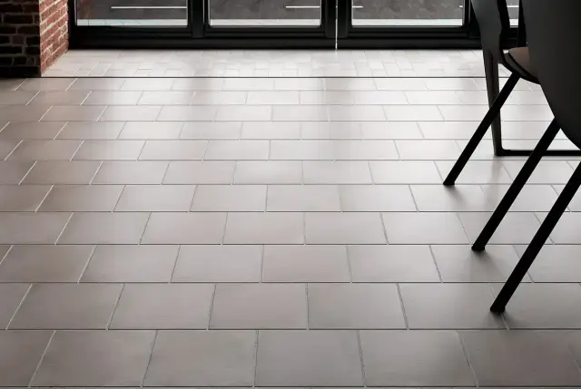 Интерьер с Hexagon Taupe