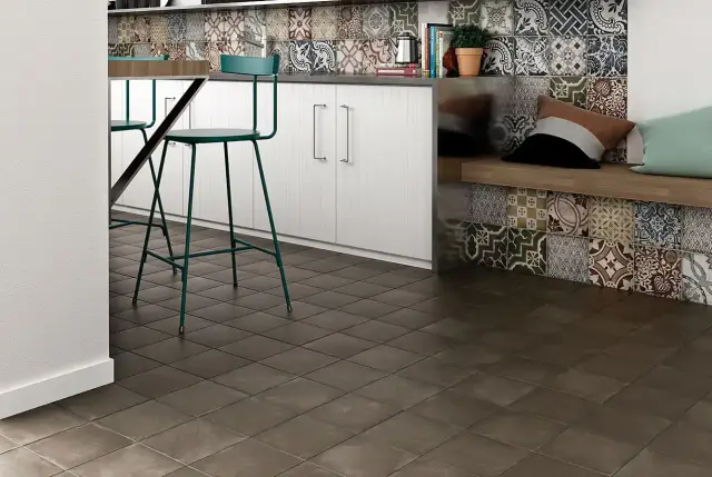 Интерьер с Hexagon Taupe