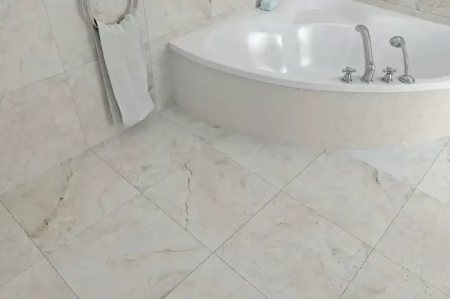Интерьер с Керамогранит Гранитея Куказар Белый матовый G270 120х60 см