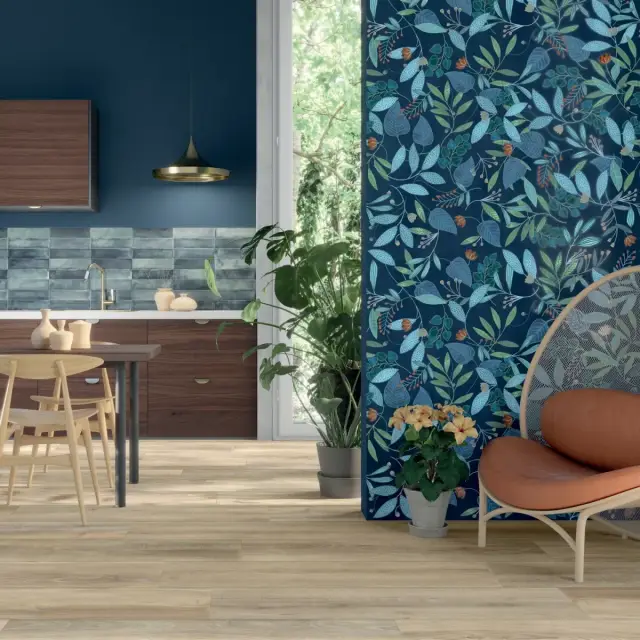 Интерьер с Керамогранит Dado Ceramica Wallpapers Fiore Oro rett матовый серый D303952 120х60 см