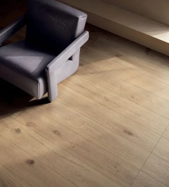 Интерьер с Керамогранит Isla Tiles Легни Д Италиа Ноче Масселло / Legni D Italia Noce Massello матовый коричневый 1007110 120х30 см