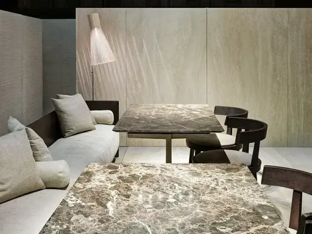 Интерьер с Керамогранит Laminam I Naturali Travertino Classico Bocciardato 5.6 мм LAMF012198 120x290