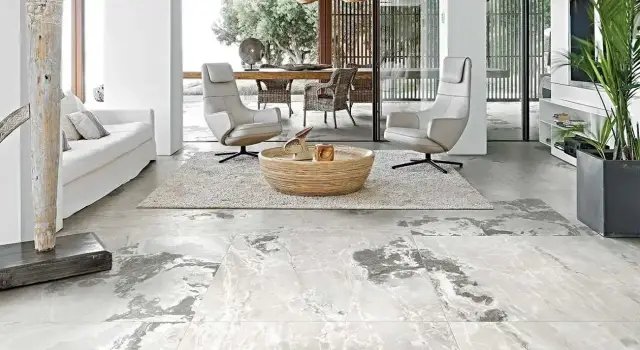 Интерьер с Керамогранит ONYX&MORE SILVER PORPHYRY STR 60X60 RET