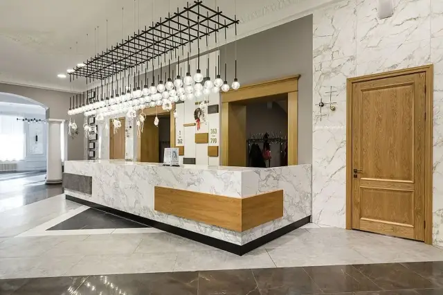 Интерьер с Керамогранит Laminam I Naturali Diamond Cream Bocciardato 5 Натуральный 100x300