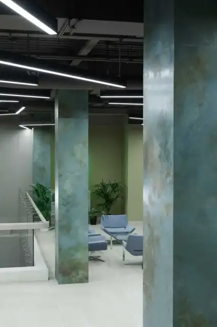 Интерьер с Керамогранит Laminam Ossido Verde Lux 3+ LAMF009726 100x300