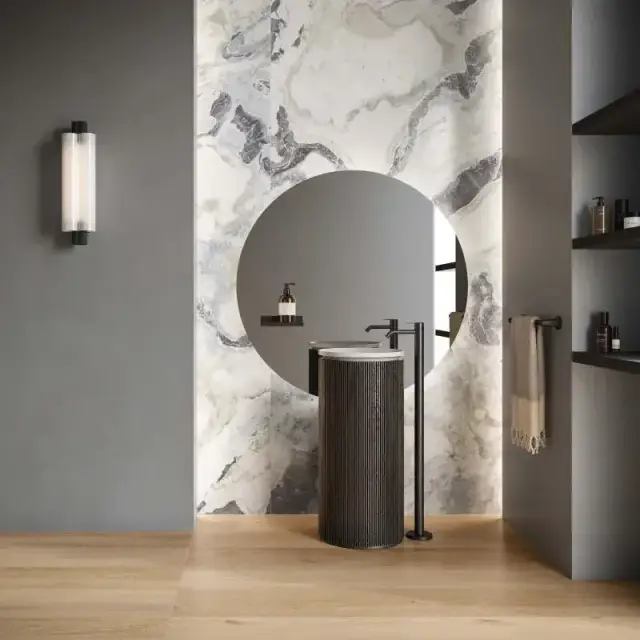 Интерьер с Керамогранит Flaviker Supreme Hedonism Silver Roots Lux 3D R PF60017241 60x120