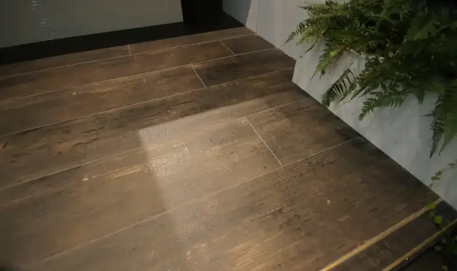 Интерьер с Керамогранит Versace / Gardenia Orchidea Eterno Ice Intreccio 263023 26.5x180