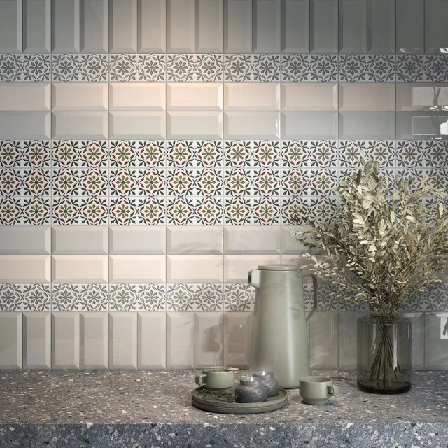 Интерьер с Плитка Kerama Marazzi Алькасар Клемансо Зелёный Тёмный Грань 16059 7.4x15