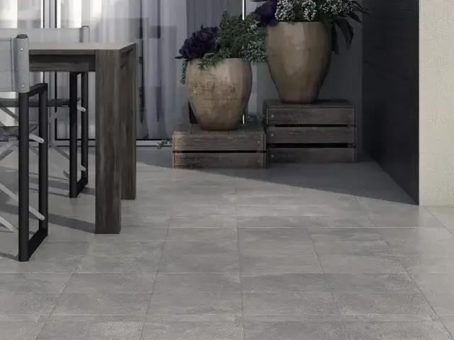 Интерьер с Плинтус Kerama Marazzi Про Стоун Серый Обрезной DD200420R/3BT 60x9.5