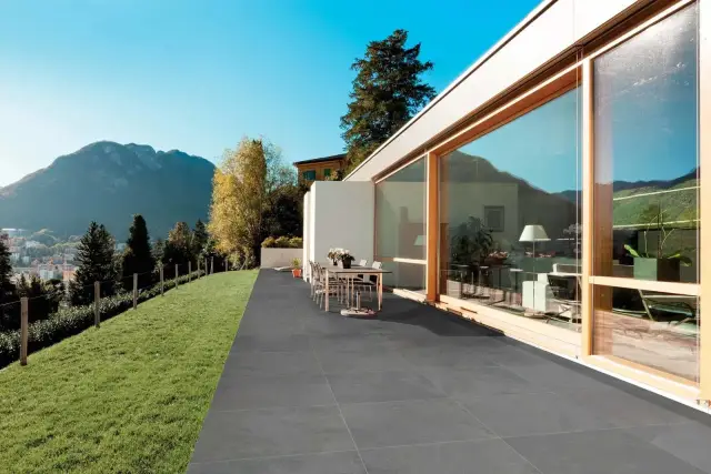 Интерьер с Керамогранит Antica Ceramica Rubiera Ultra Aspen Antracite 20mm DR04153 60x60