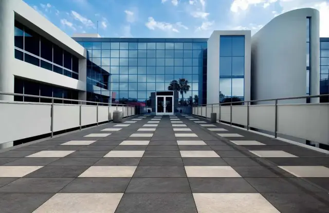 Интерьер с Керамогранит Antica Ceramica Rubiera Ultra Aspen Antracite 20mm DR04153 60x60