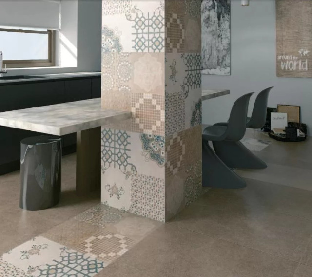 Интерьер с Ступень Kerama Marazzi Евро Техно Проходная Королевская Дорога Черный (n042856) 014074 34.5x119.5