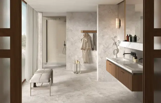 Интерьер с MIRAGE CREAM VEIN NV 13 SP SQ VERTICALE 120х278x0.6
