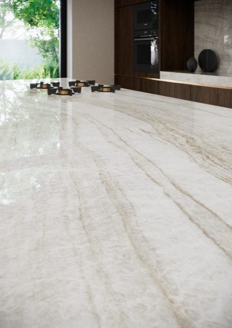 Интерьер с GRESPANIA COVERLAM TAJ MAHAL SAND NATURAL 120х278х5.6