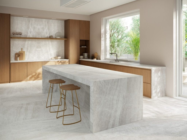 Интерьер с GRESPANIA COVERLAM TAJ MAHAL SAND NATURAL 120х278х5.6
