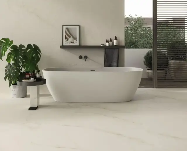 Интерьер с Marvel Calacatta Apuano Hammered ZZ 60x120