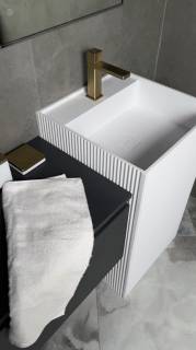 Раковина напольная рифленая с трех сторон Cube Corian 480*480*850 Matt White