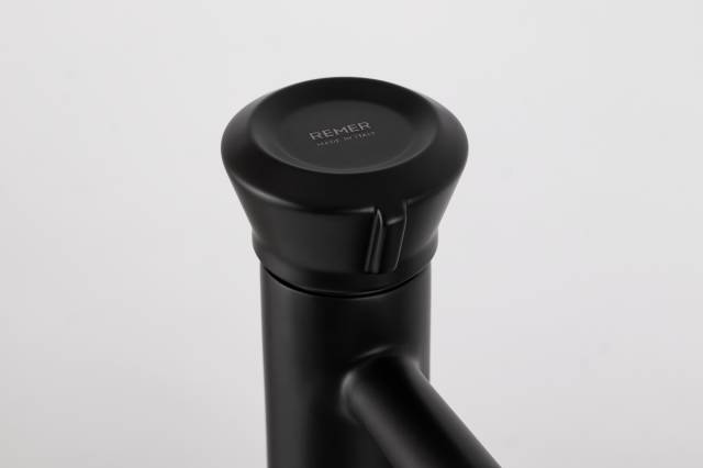 Смеситель для раковины Remer Element ET12NO, черный матовый