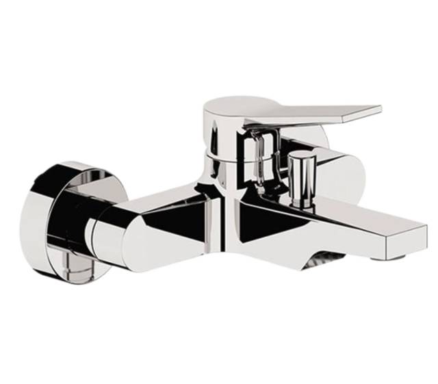 Смеситель для ванны Remer Slash SL05