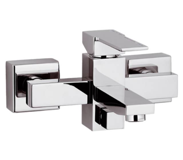 Смеситель для ванны Remer Qubika Q05