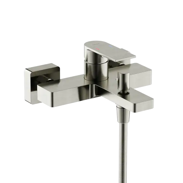 Смеситель для ванны и душа SANCOS Студия (Studio), брашированный никель, PVD покрытие,  арт. SC9018BN