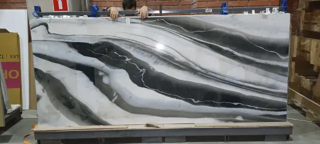 Tiger Ice Polished 120x280